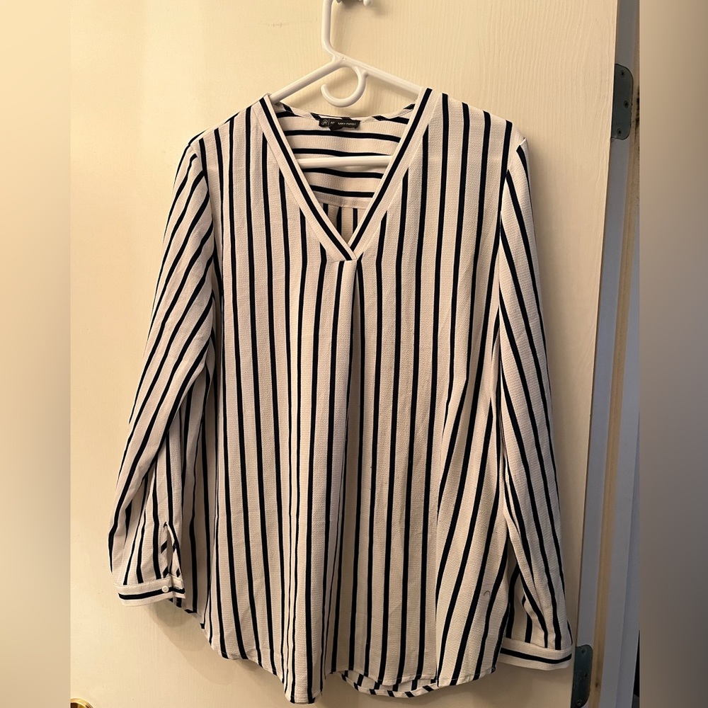 Adriana Pappell White and Blue Striped Blouse